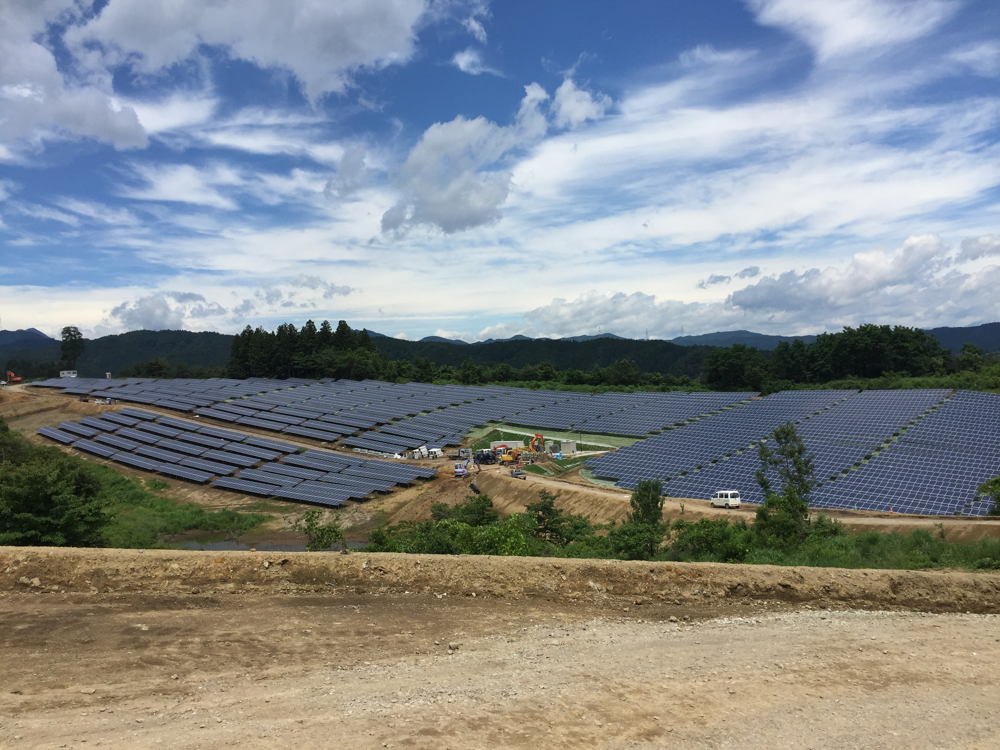 太陽光発電全景